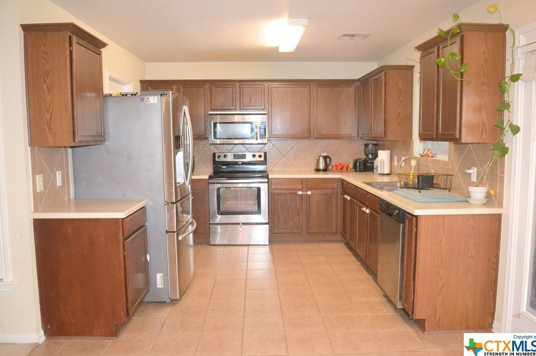 2300 Riley Dr, Killeen, TX 76542