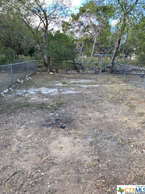 814 Hazelton St, San Marcos, TX 78666