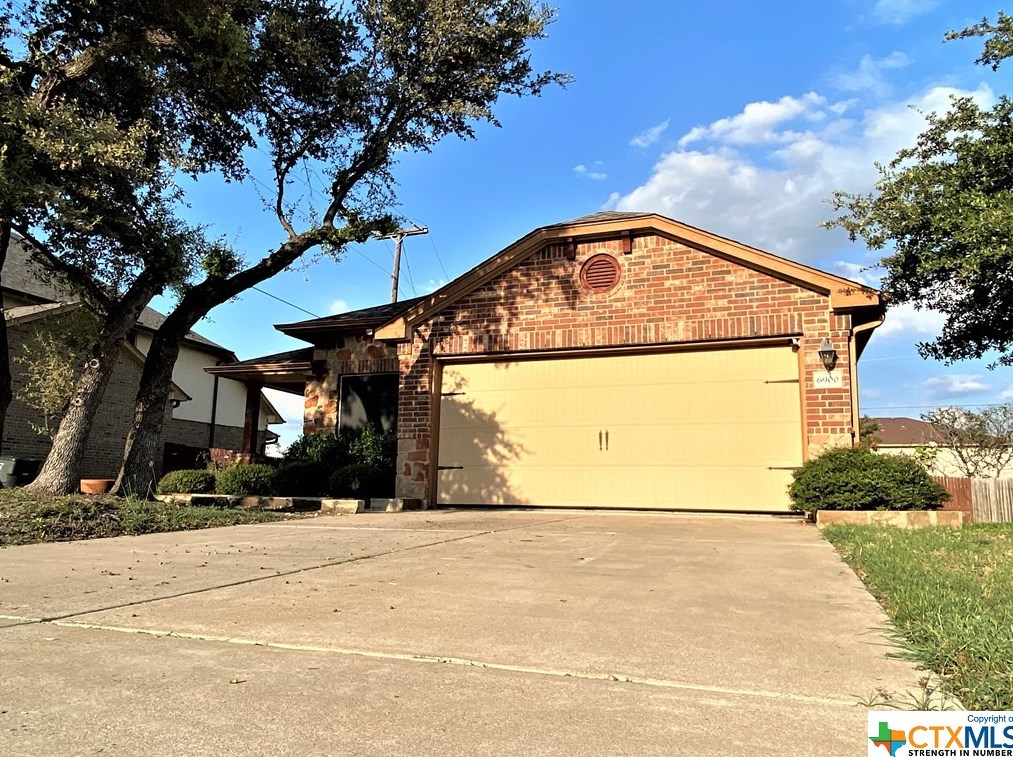 6900 Golden Oak Ln, Killeen, TX 76542-5807