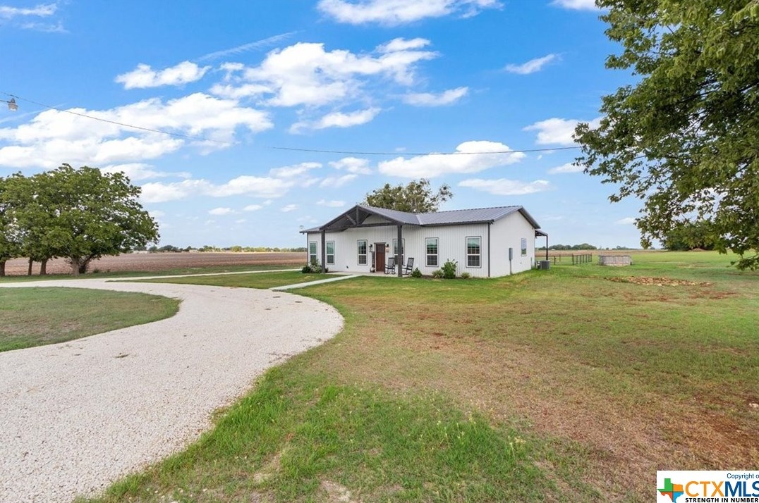 910 Scheele Rd, Cavitt, TX 76561-2026