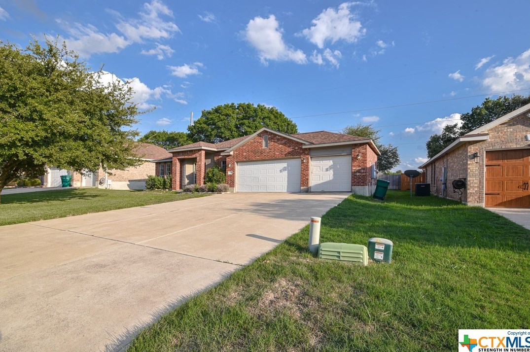 105 Running Wolf Trl, Killeen, TX 76548-2470