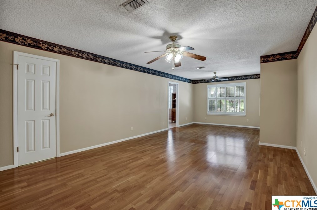 810 Timber Dr, New Braunfels TX 78130-6629 exterior