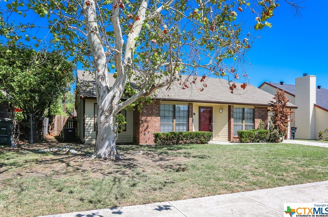 2407 Hemlock Dr, Killeen, TX 76549-8562