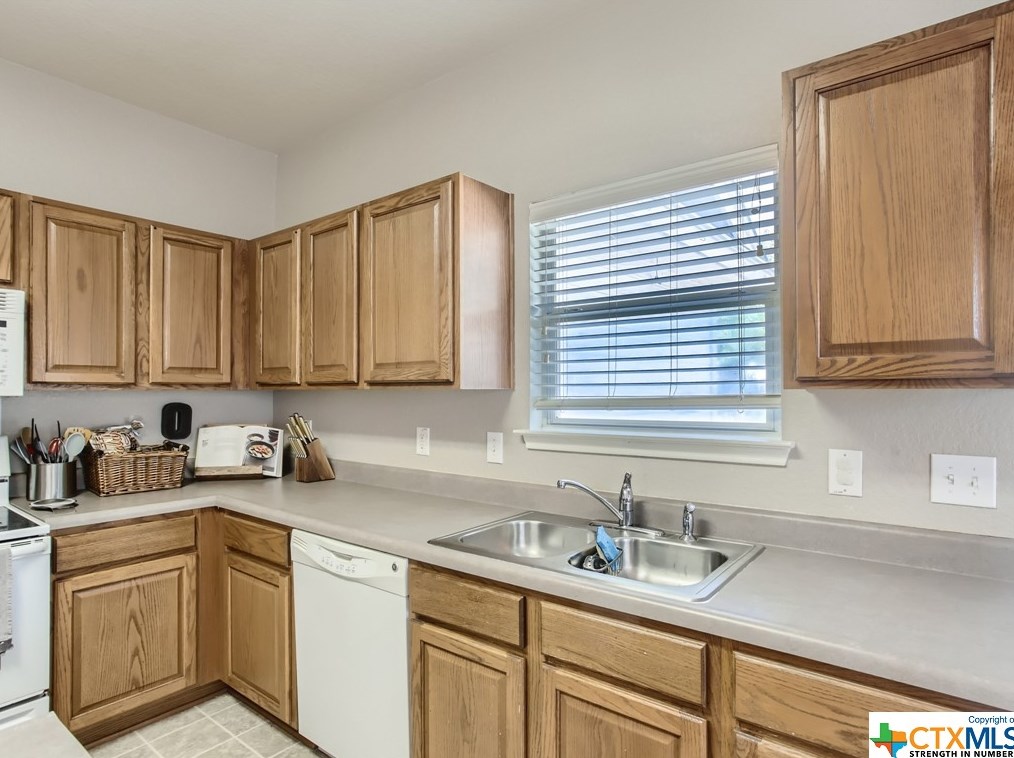 224 San Saba, New Braunfels TX 78130-2999 exterior