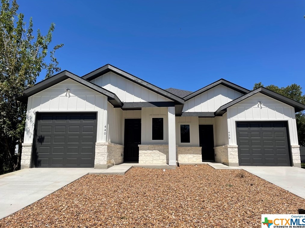 440 Merriweather St, New Braunfels, TX 78130-4772