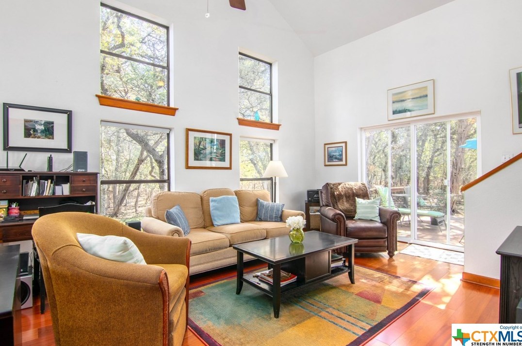 1360 Misty Holw, New Braunfels TX 78132-2488 exterior