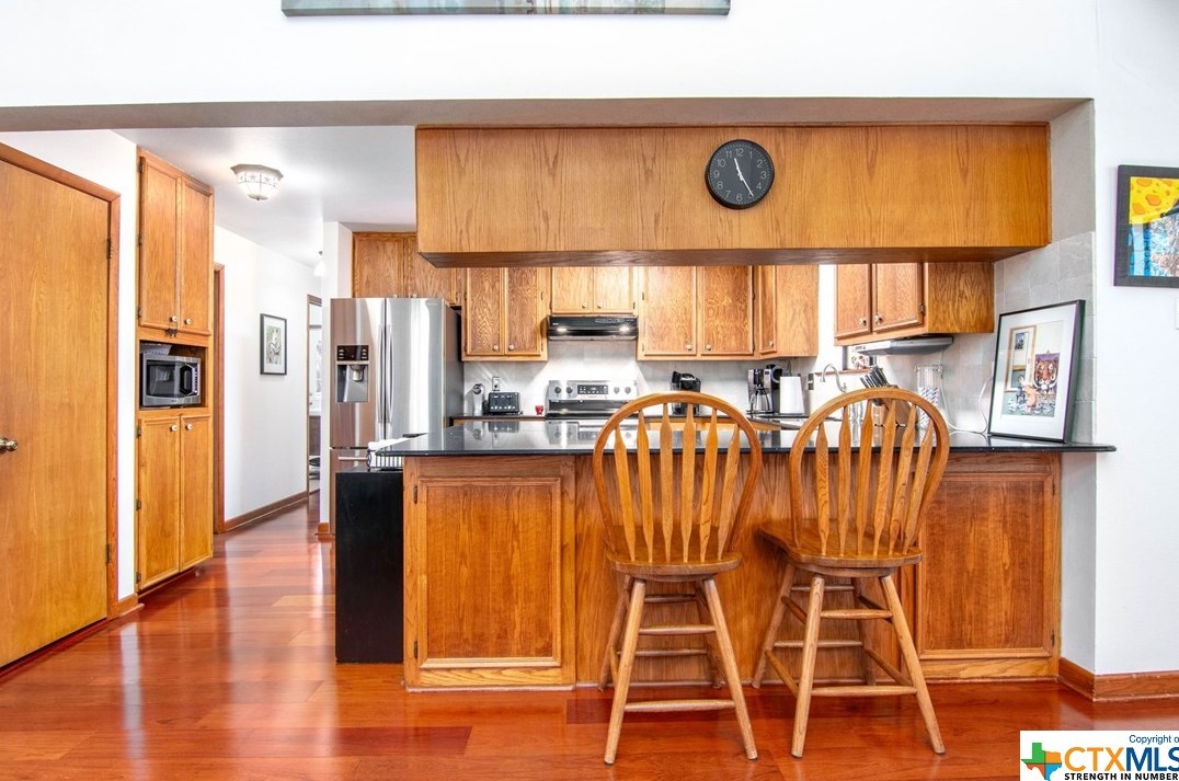 1360 Misty Holw, New Braunfels TX 78132-2488 exterior