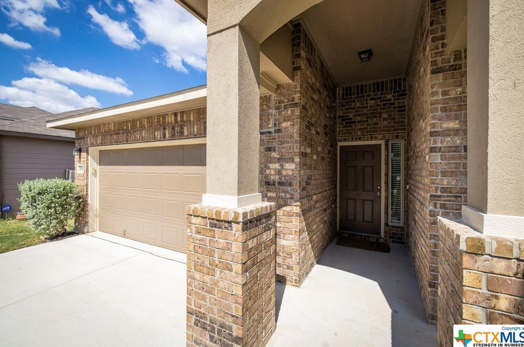 2948 Nicholas Cv, New Braunfels TX 78130-6846 exterior