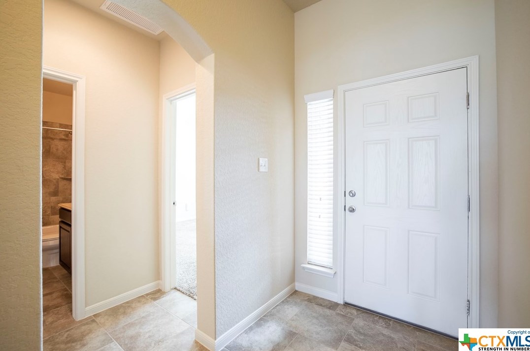 2948 Nicholas Cv, New Braunfels TX 78130-6846 exterior