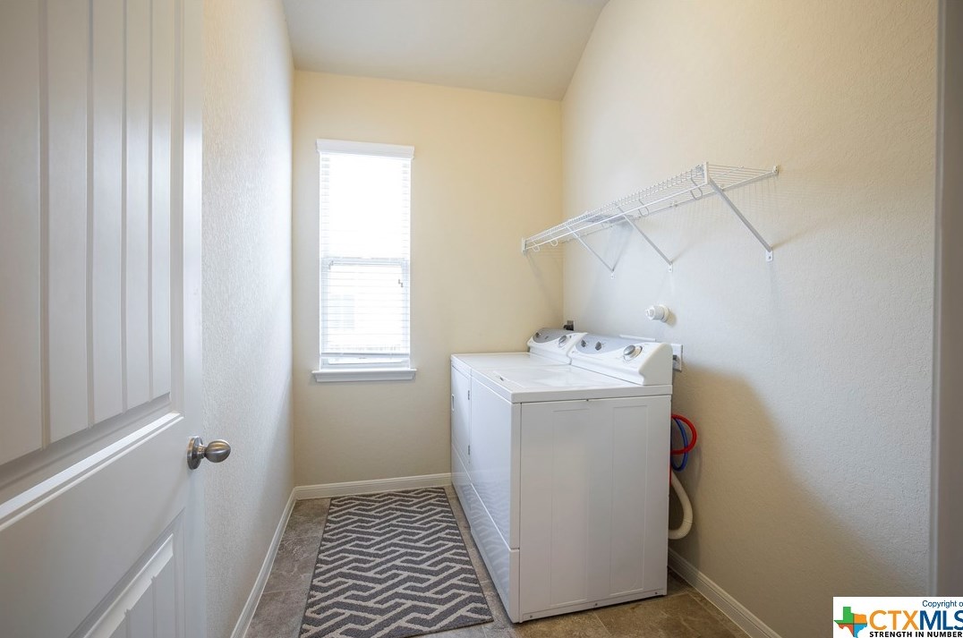 2948 Nicholas Cv, New Braunfels TX 78130-6846 exterior