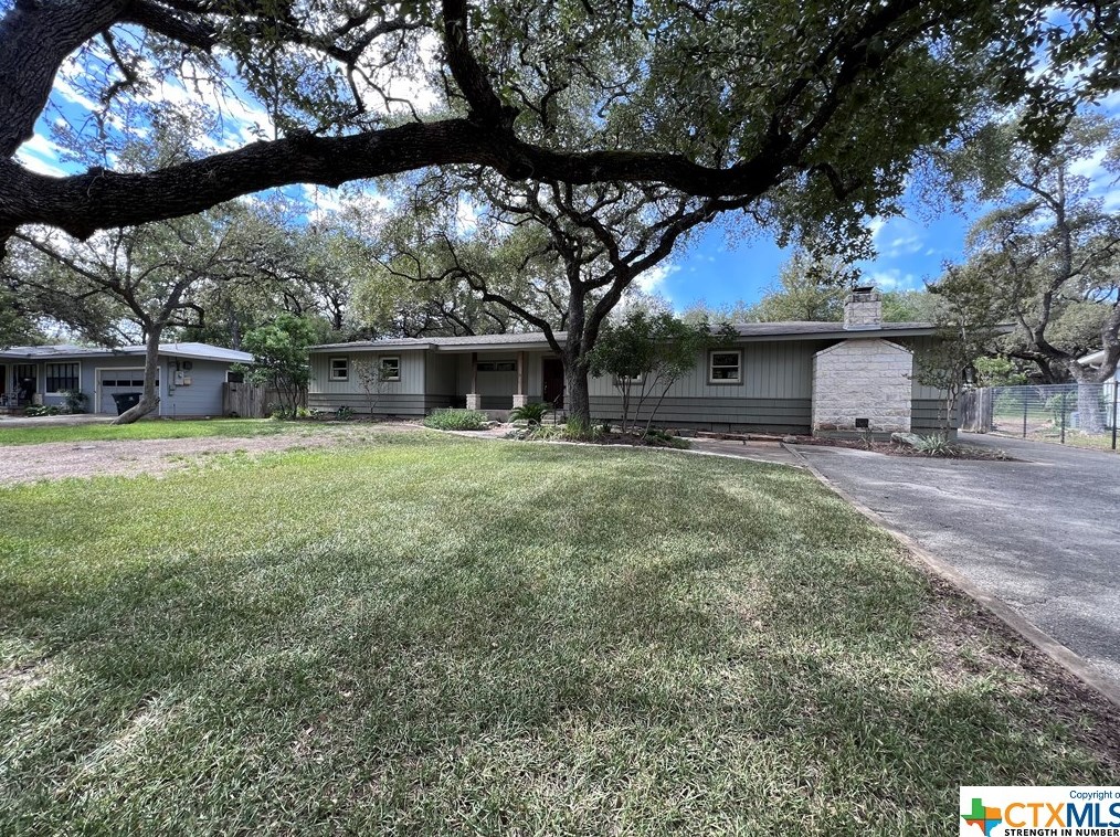 857 Encino Dr, New Braunfels, TX 78130