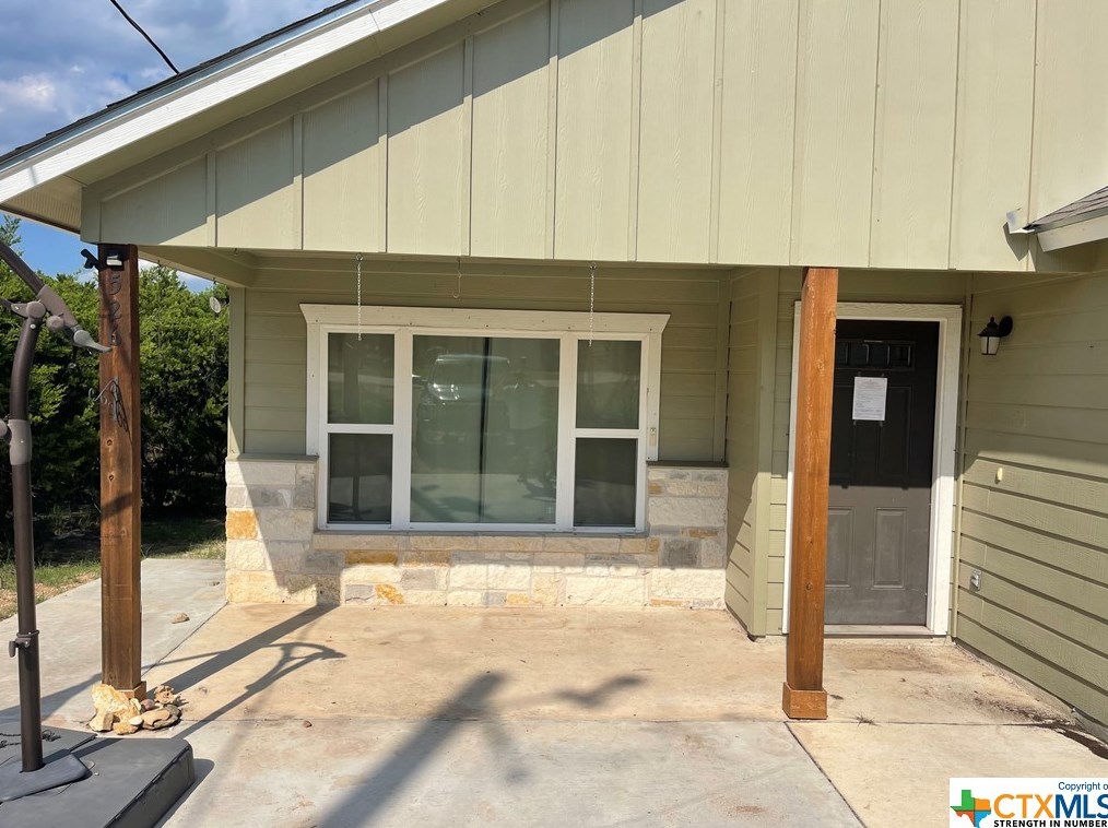 526 E Clark Dr, New Braunfels, TX 78133