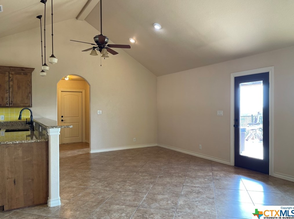 632 Lasso Loop, New Braunfels TX 78133-1980 exterior