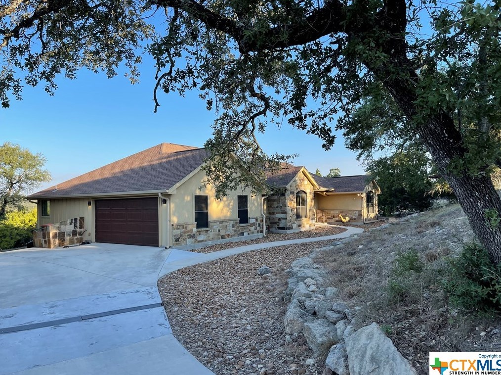 632 Lasso Loop, New Braunfels, TX 78133-2066