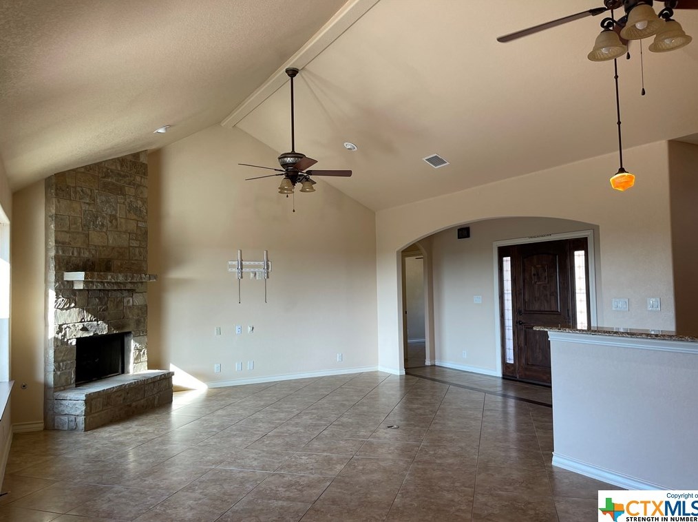 632 Lasso Loop, New Braunfels TX 78133-1980 exterior