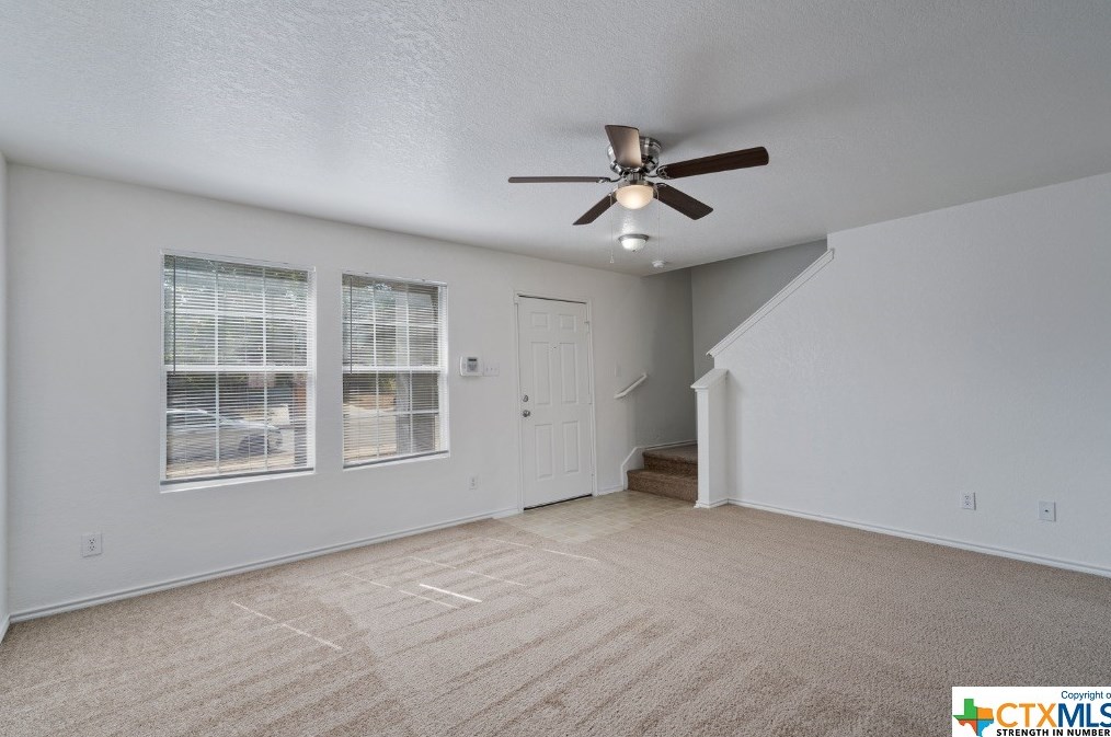 624 Crossing Dr, New Braunfels TX  78130-2664 exterior