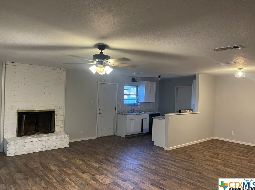 1907 Hooper St, Killeen TX  76543-3339 exterior