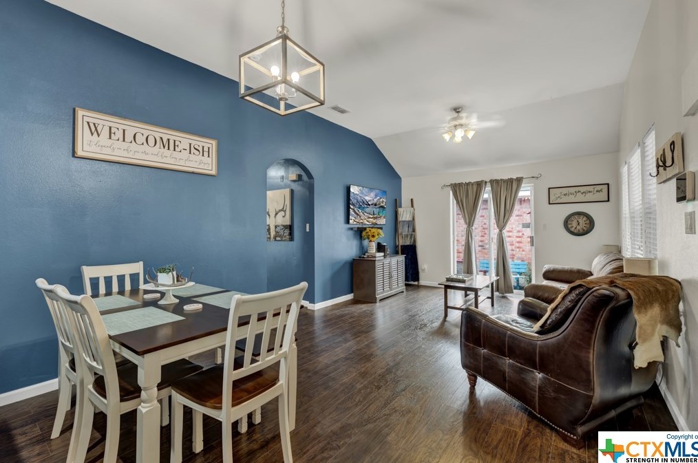 1740 Logans Pass, New Braunfels TX 78130-7707 exterior