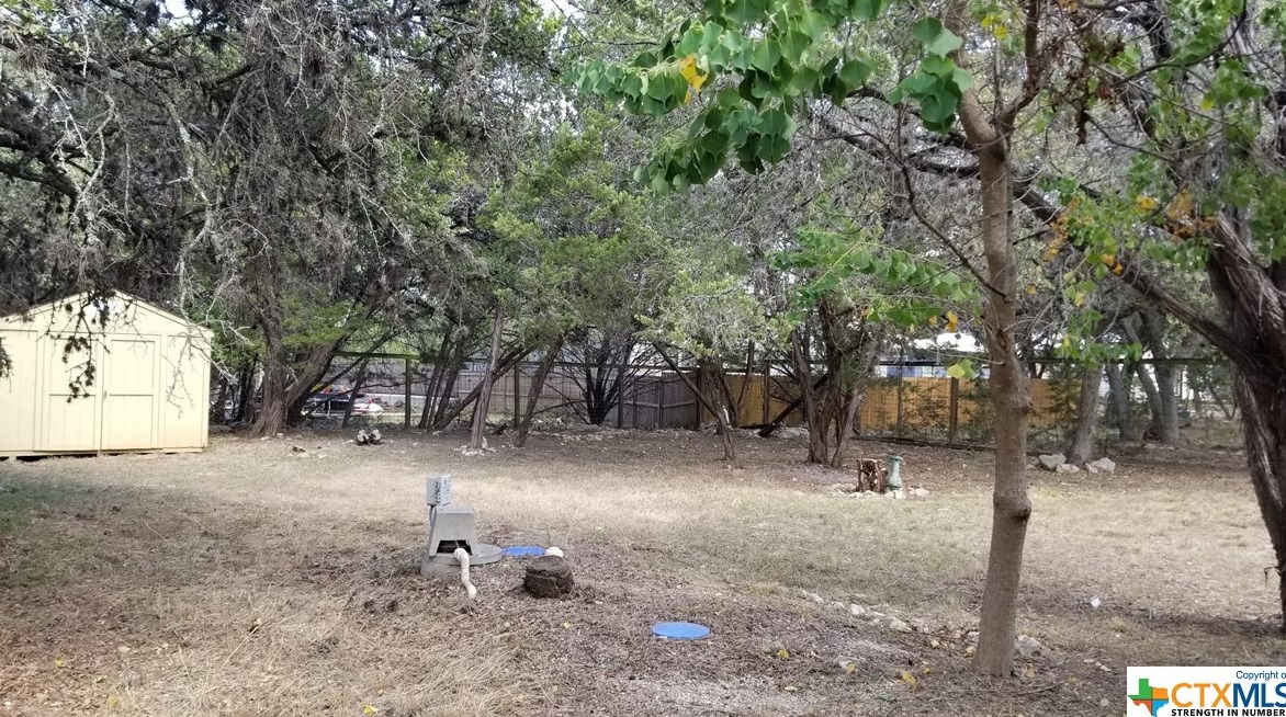 3443 Lakeview Dr, New Braunfels TX 78133-3484 exterior