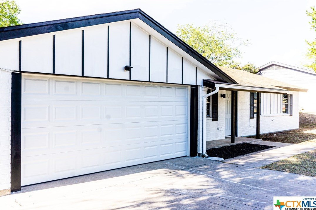 619 23rd St, Copperas Cove, TX 76522-1437