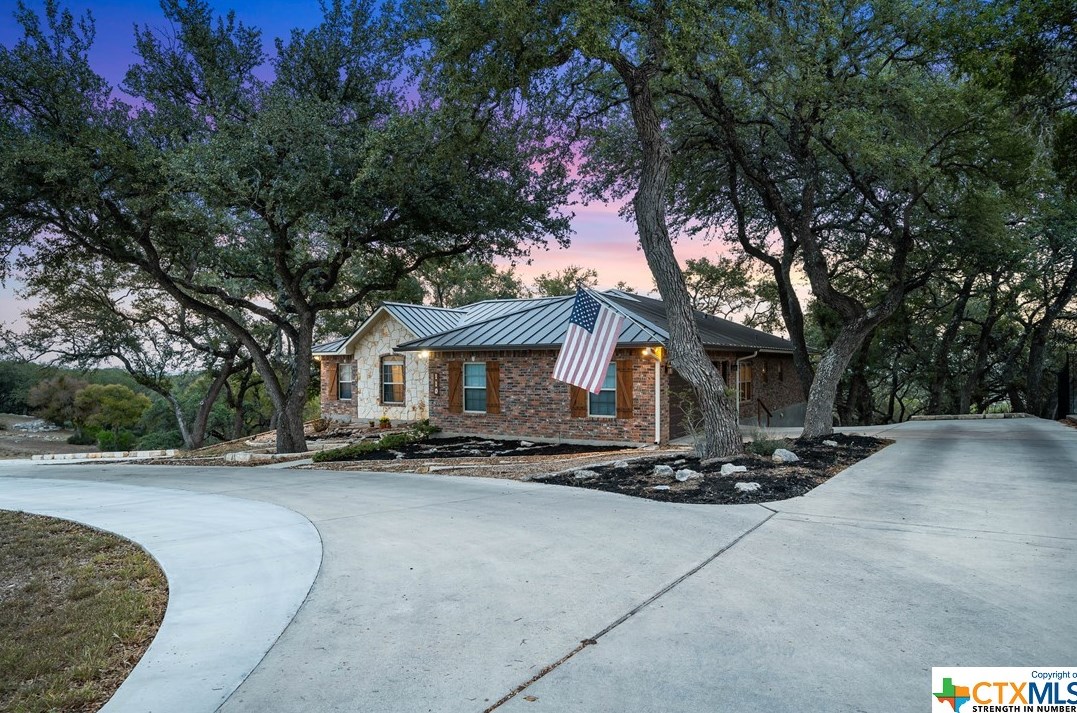 110 Ashton Oaks, New Braunfels, TX 78132-5201