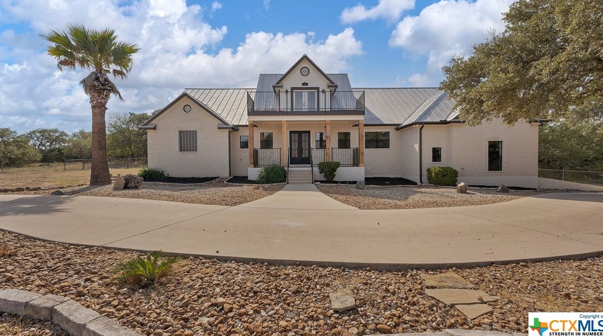 725 Winding Vw, New Braunfels, TX 78132