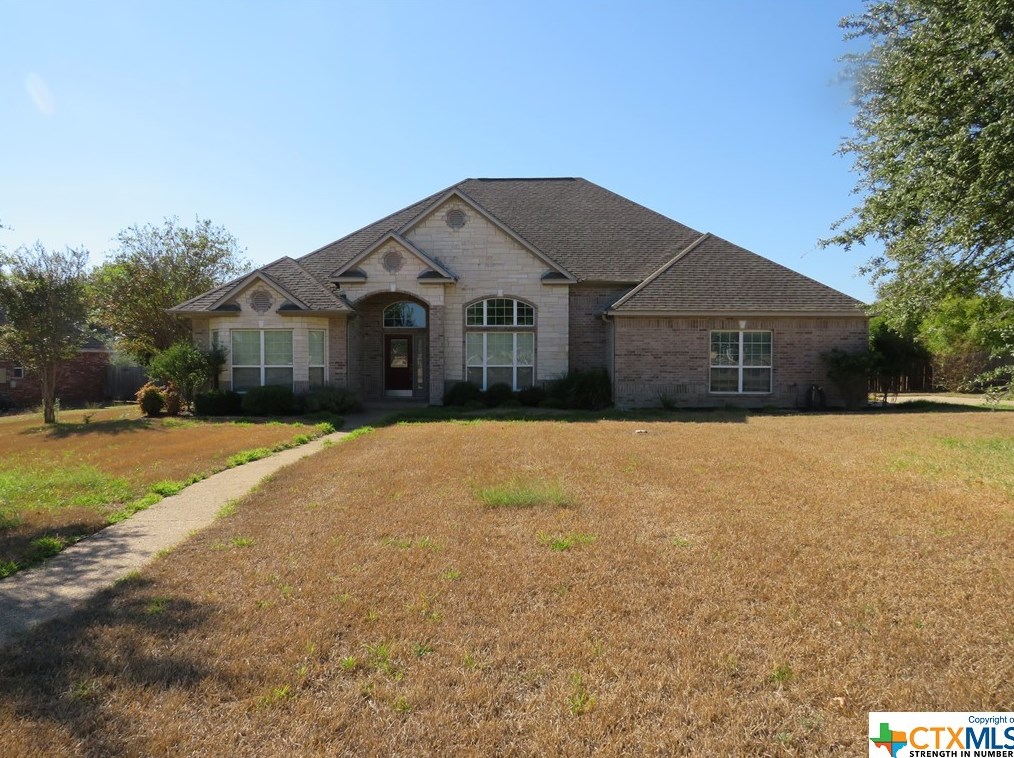 216 Richland Dr, Morgans Point, TX 76513