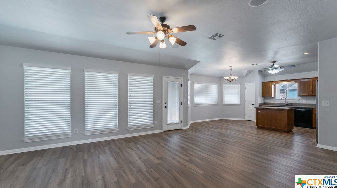 2256 Garden Sun Pl, New Braunfels TX  78130-3319 exterior