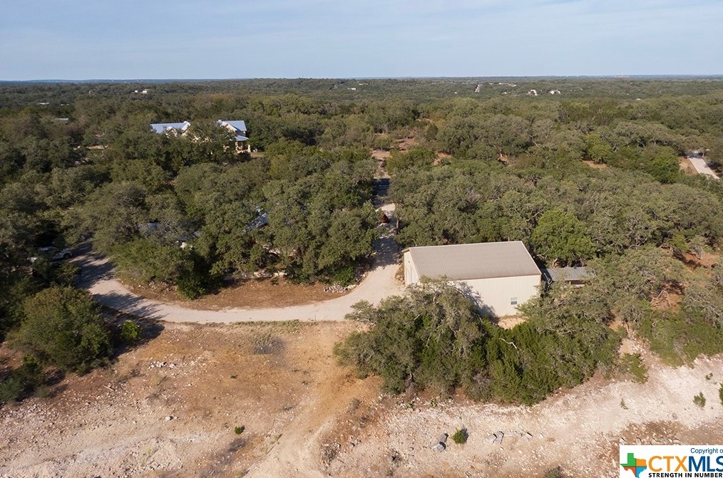 1053 Shady Holw, New Braunfels TX 78132-2309 exterior