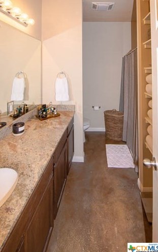 1250 Bluff Creek Cir, New Braunfels, TX 78130