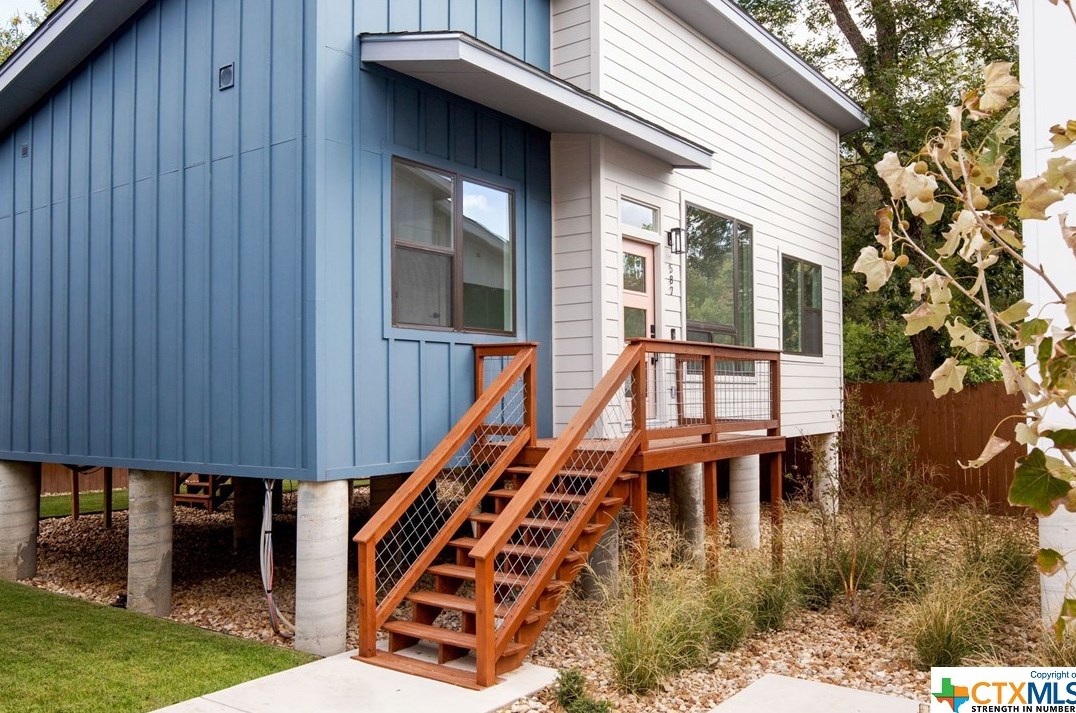 587 Basel St, New Braunfels, TX 78130-4305