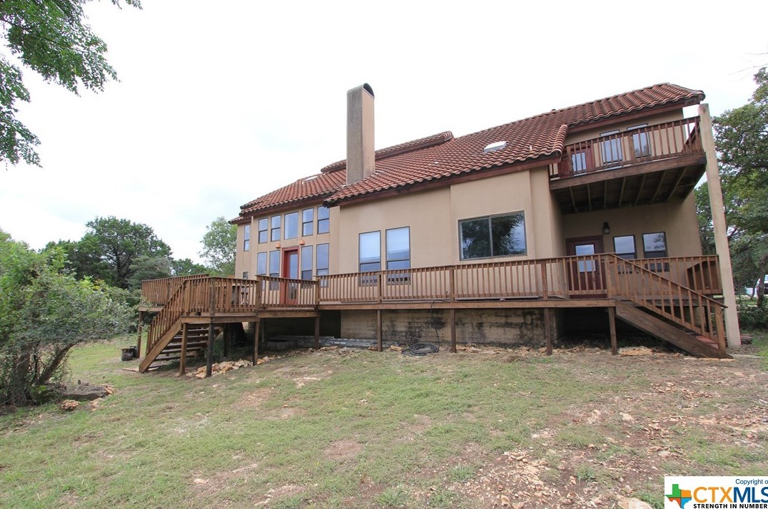6787 N Lakeview Dr, Salado, TX 76571