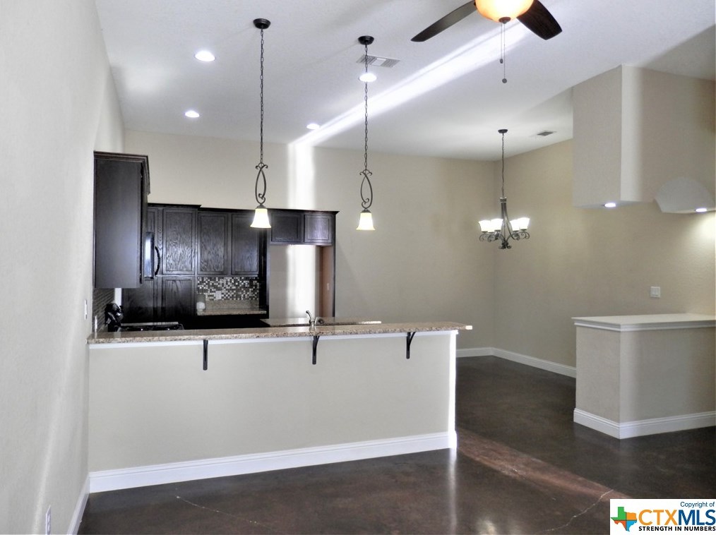 881 Butcher St, New Braunfels, TX 78130