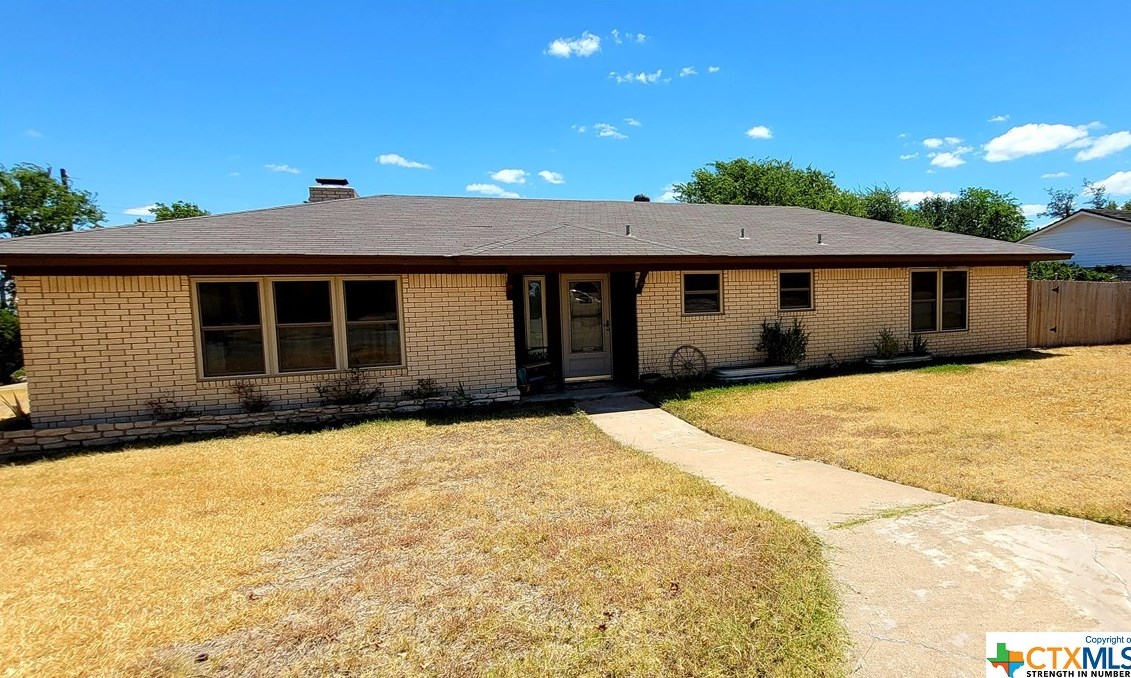 613 Cedar Dr, Copperas Cove, TX 76522