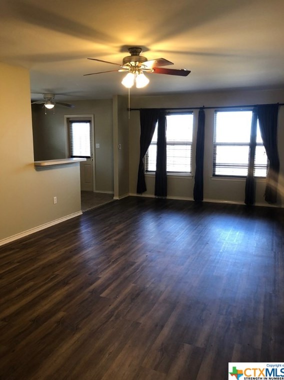 317 Clydesdale Ln, Victoria, TX 77904
