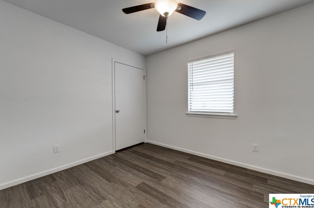 122 Dallas St, New Braunfels TX  78130-5311 exterior