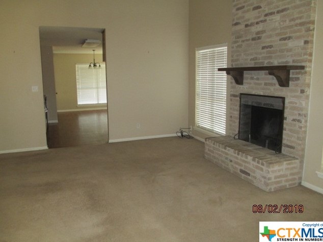 517 Camelot Dr, Victoria, TX 77901