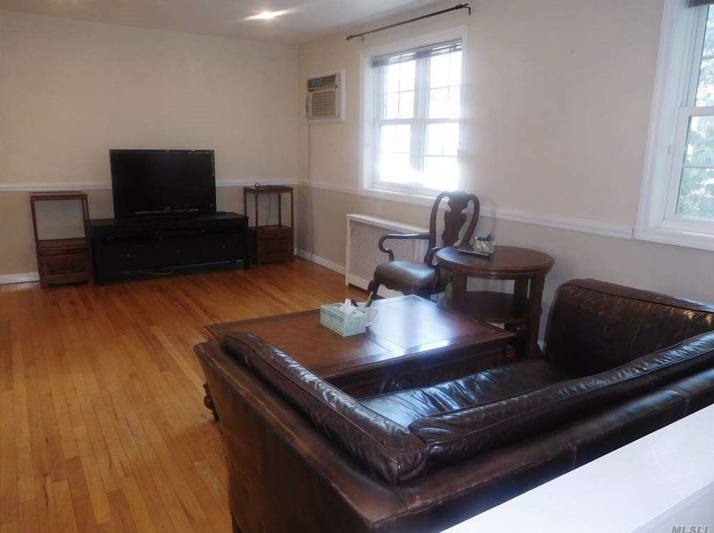 67-83 223rd Pl, Flushing, NY