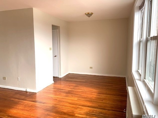 48-10 45th St, Flushing, NY