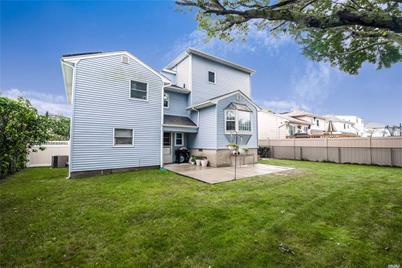 2799 S St Marks Ave Bellmore Ny Mls Coldwell Banker