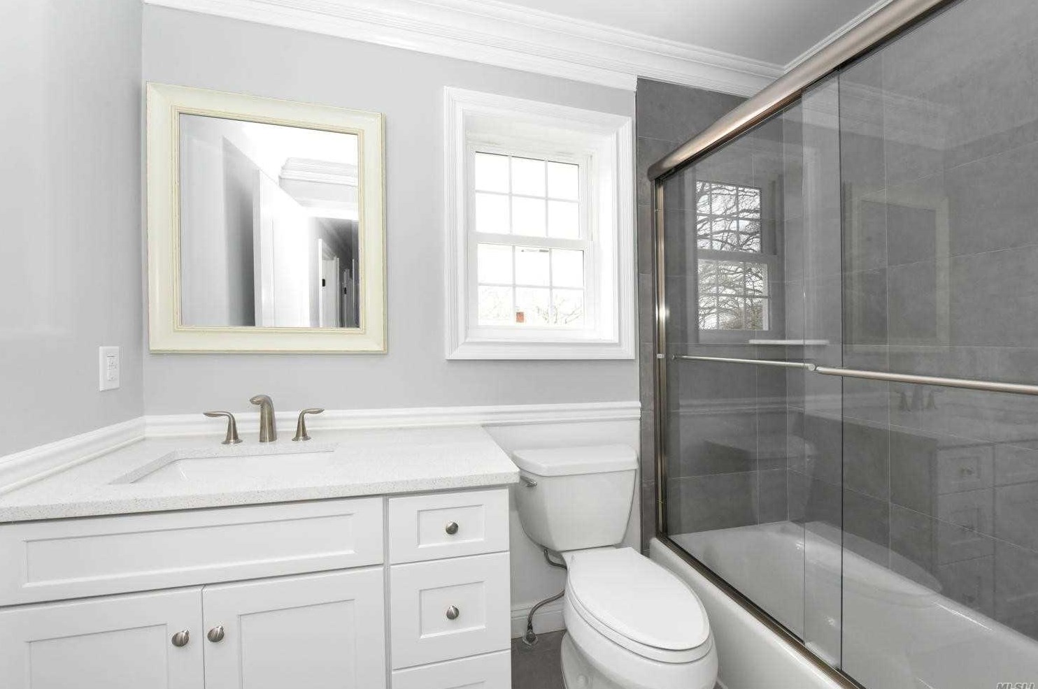 1786 Gormley Ave, North Merrick NY 11566-3064 exterior