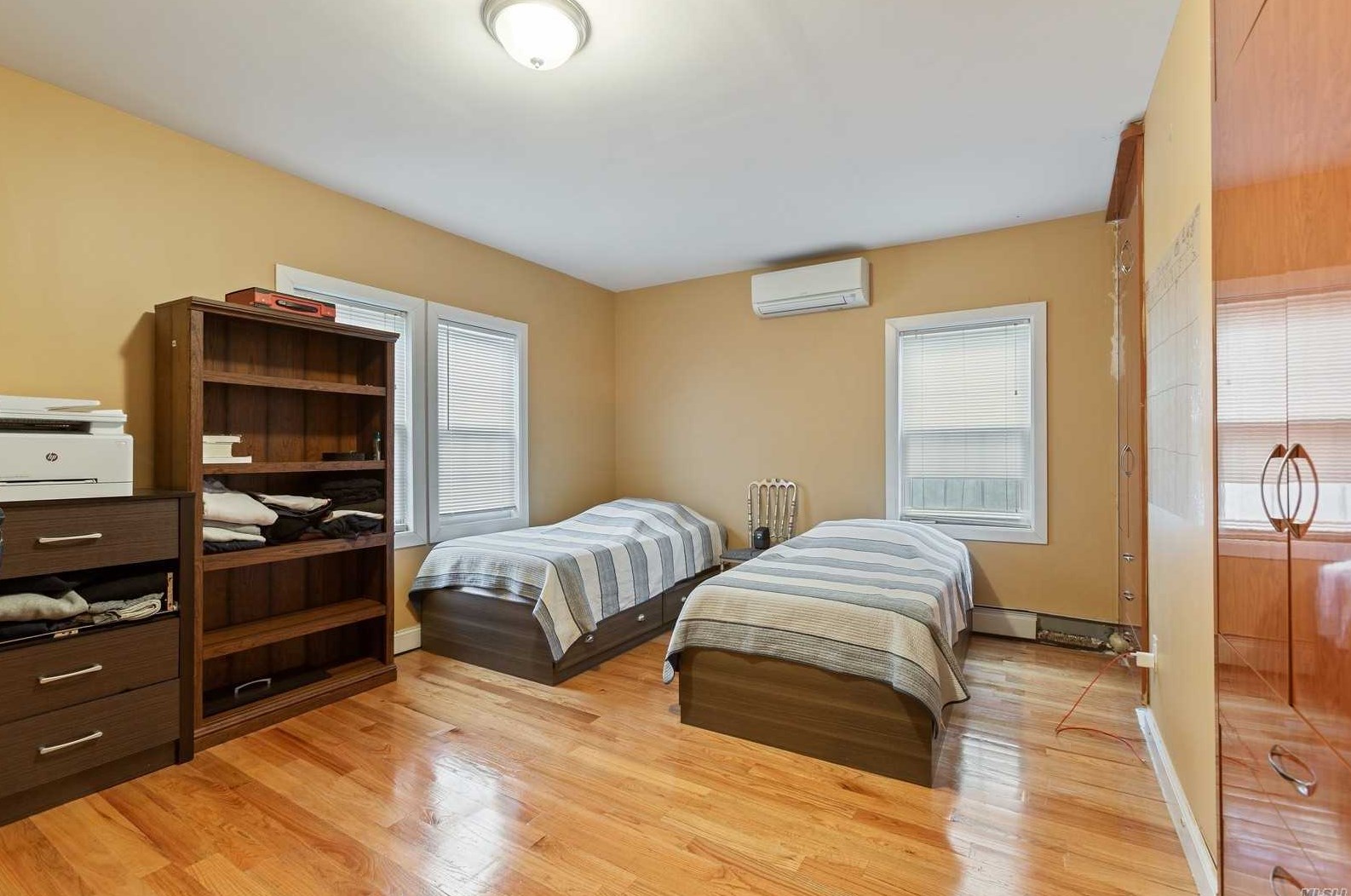 68-33 Alderton St, Flushing NY exterior