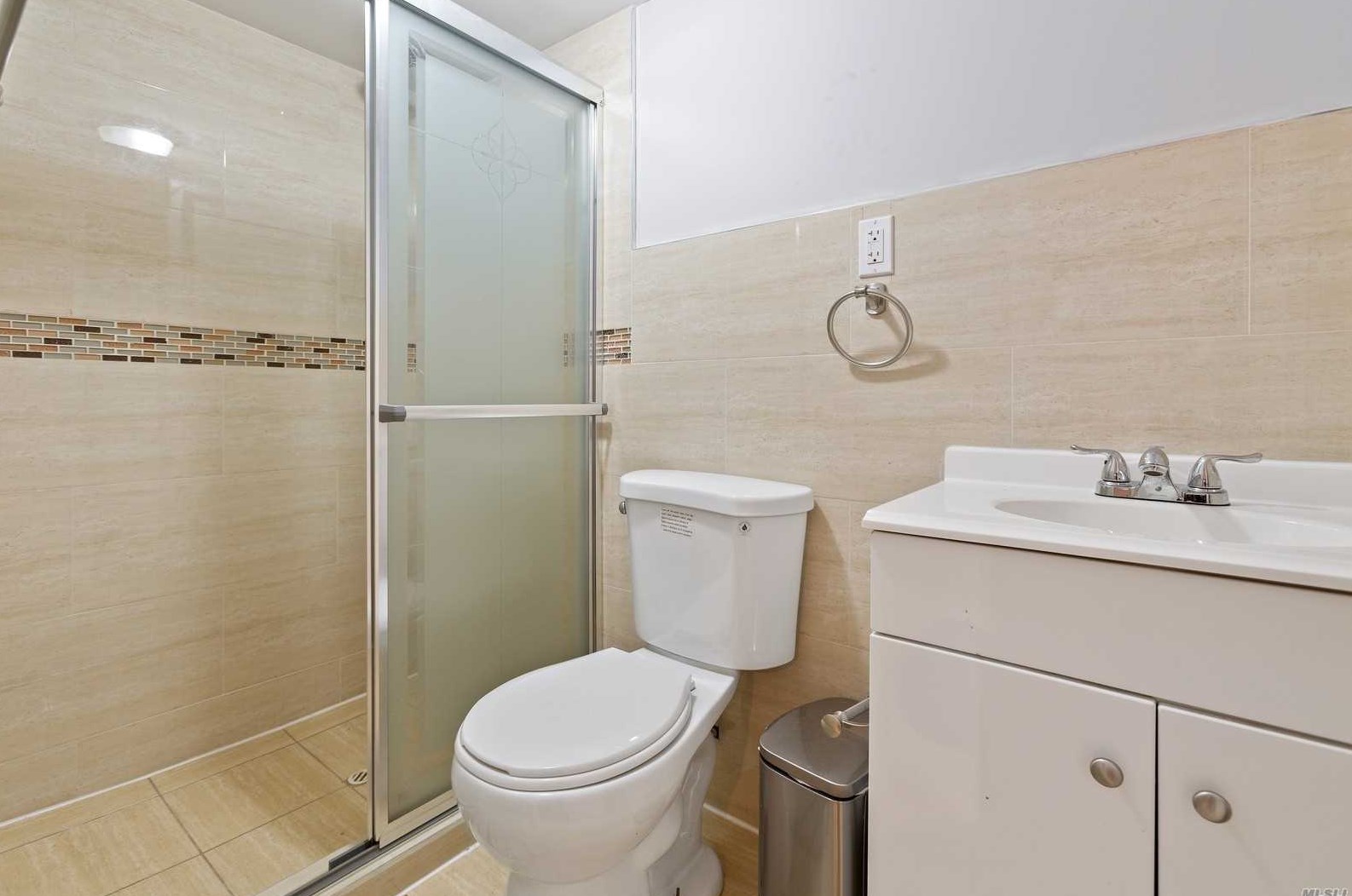 68-33 Alderton St, Flushing NY exterior