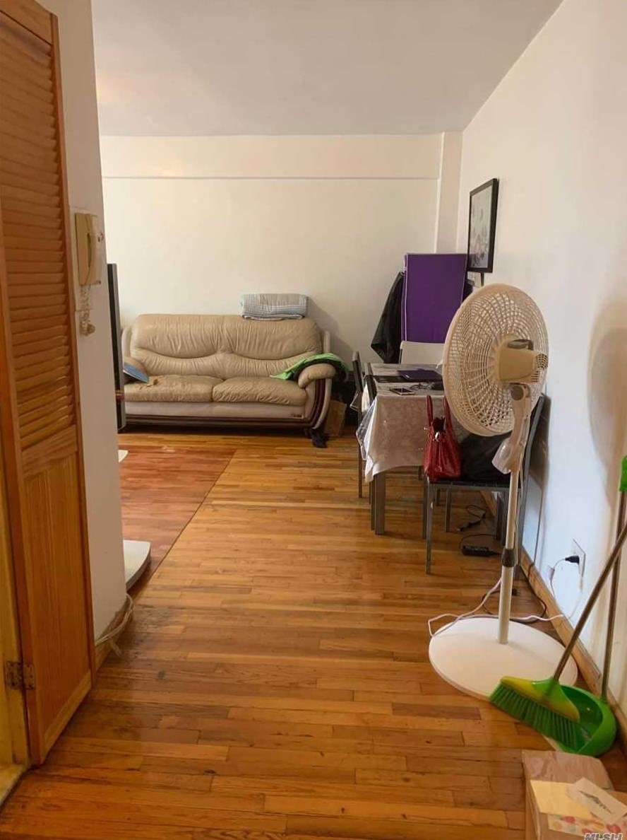 42-42 Colden St, Flushing NY  exterior
