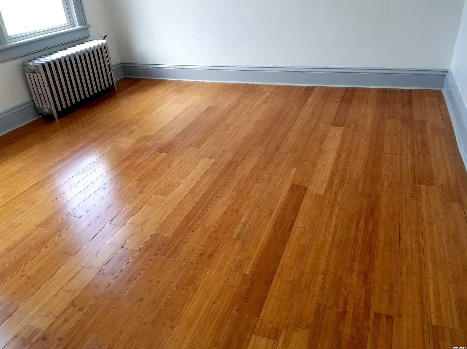 50-04 66th St, Flushing, NY 11377-3775