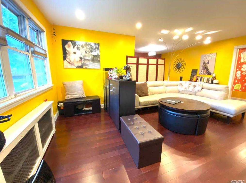 226-36 Kingsbury Ave, Flushing, NY