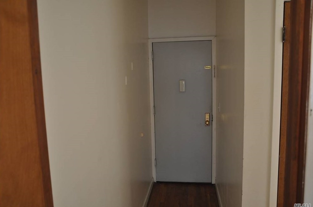 567 Sutter Ave #1 E., Brooklyn, NY 11207