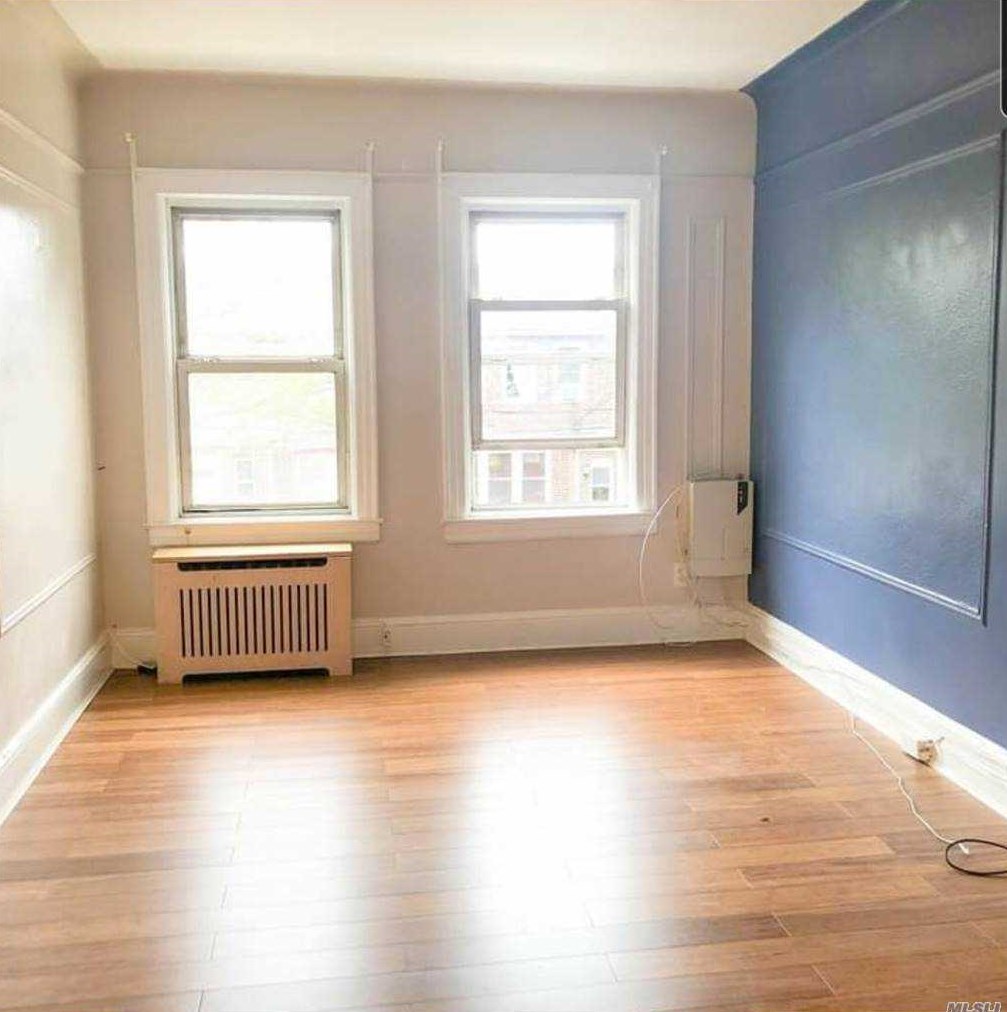 455 Stockholm St, Flushing, NY 11385