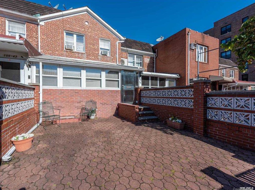 105-45 63rd Ave, Flushing, NY 11375-1973