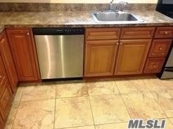 20 Carle Rd, Westbury, NY 11590